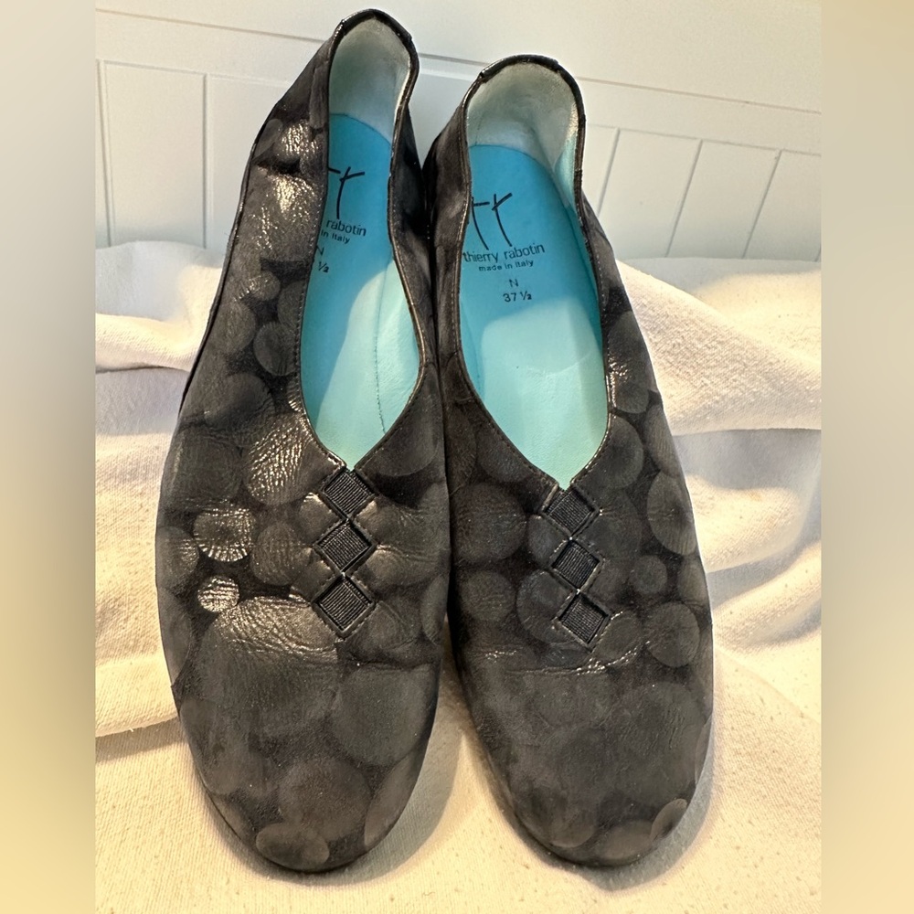 Thierry Rabotin Grace flats